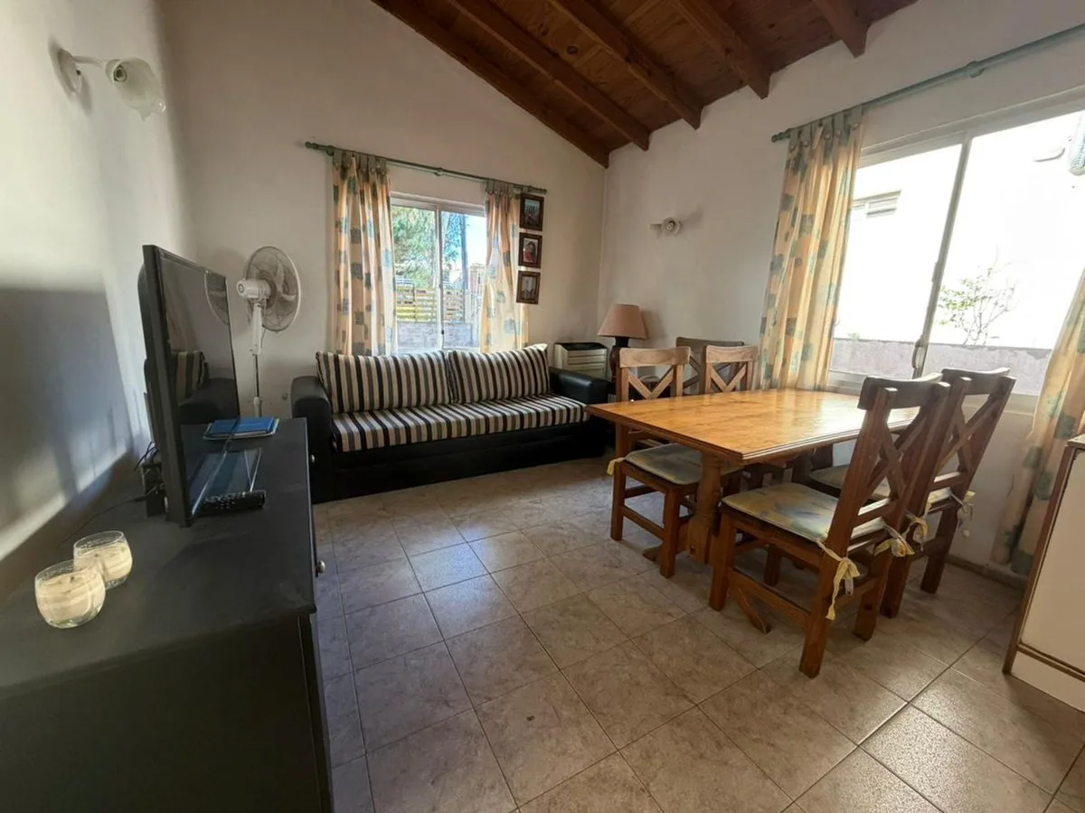 Casa en Venta en OSTENDE 4 ambientes foto 4