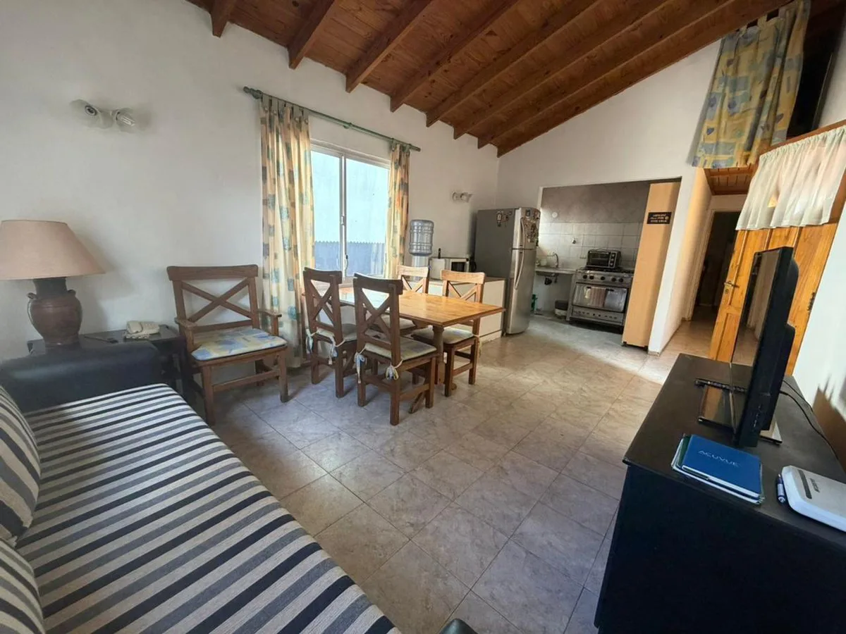 Casa en Venta en OSTENDE 4 ambientes foto 5