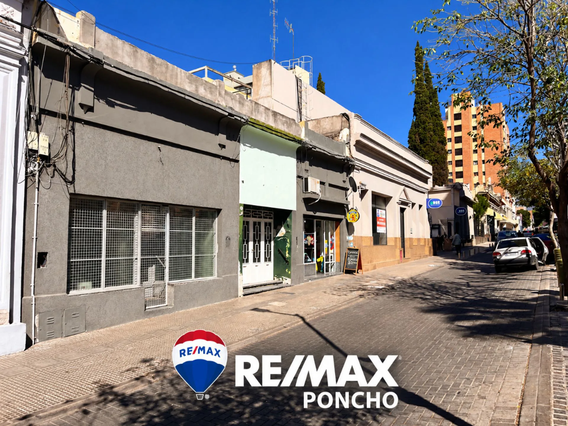 SE VENDE CASA EN ZONA CENTRO foto 2