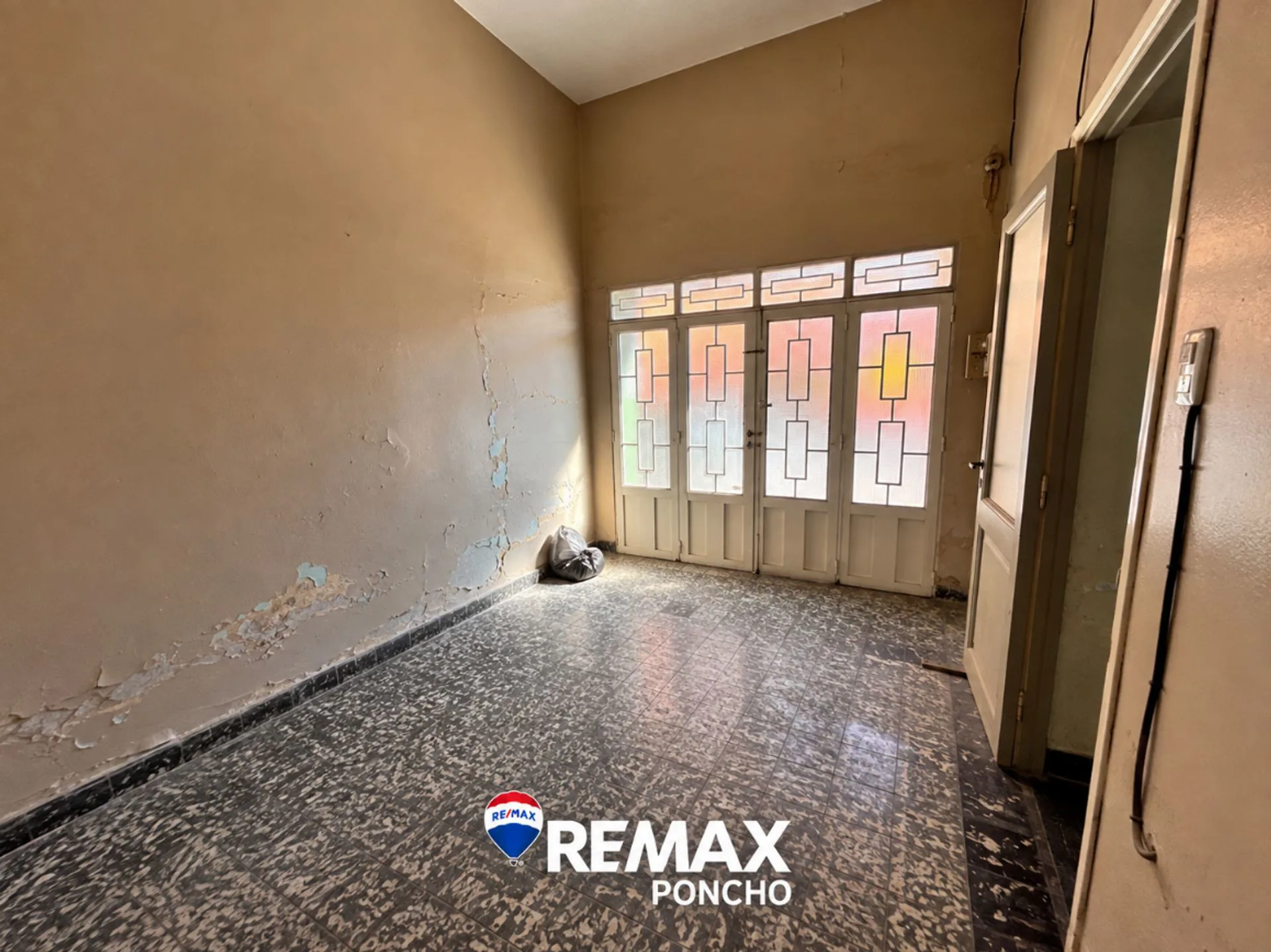 SE VENDE CASA EN ZONA CENTRO foto 5