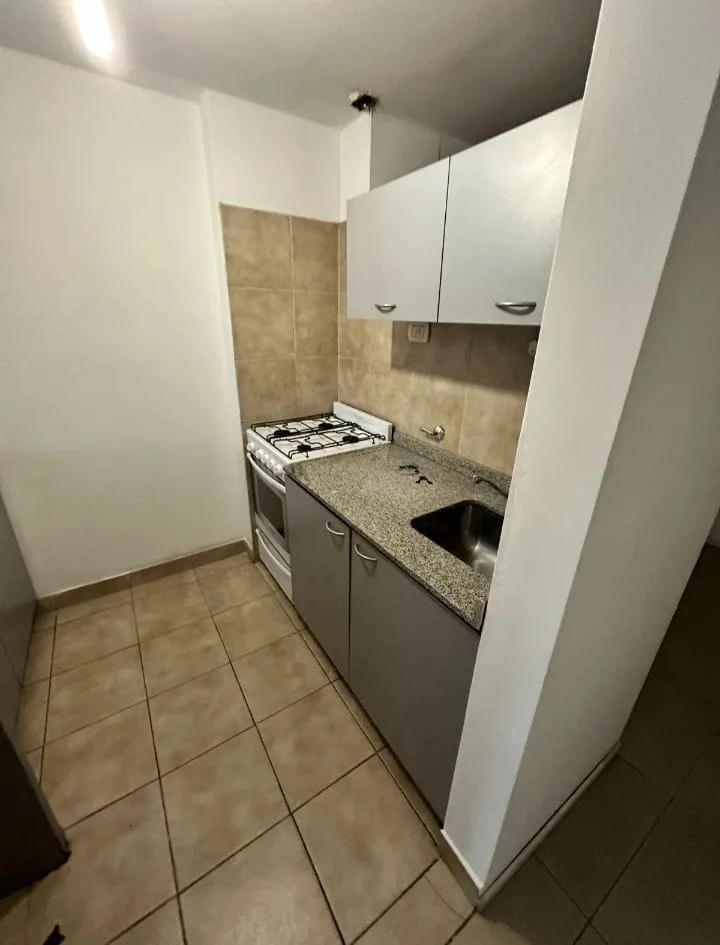 Se vende un espectacular departamento, de 2 ambientes amplio con balcón - Almagro foto 5