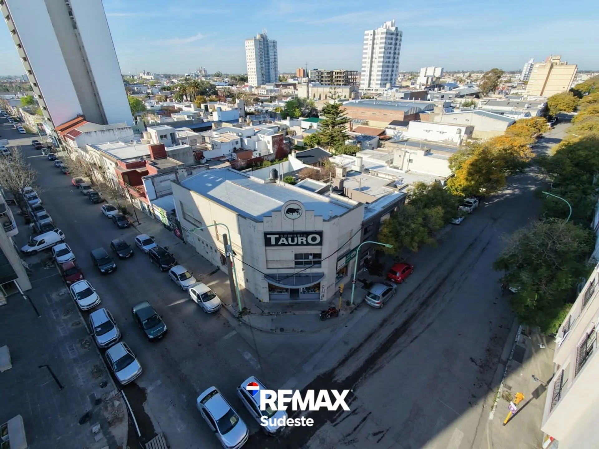 Venta Local Comercial Excelente Esquina foto 2