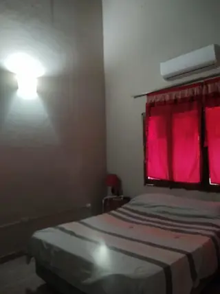 HERMOSA PROPIEDAD EN ESQUINA, CON 2 CASAS PARA USO PROPIO O RENTA foto 1