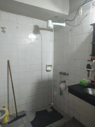 HERMOSA PROPIEDAD EN ESQUINA, CON 2 CASAS PARA USO PROPIO O RENTA foto 5