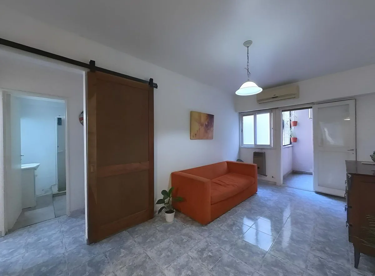 VENTA DPTO 3 AMB EN CABALLITO CON BALCON INTERNO foto 2