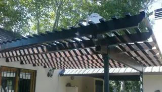Casa en Barrio cerrado Villa Udaondo foto 2