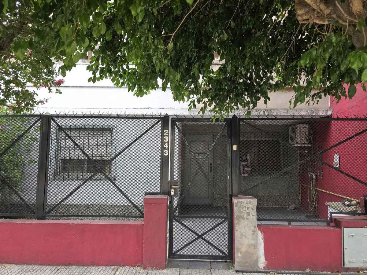 VENTA CASA 5 AMBIENTES, SAN ISIDRO APTO CREDITO foto 2
