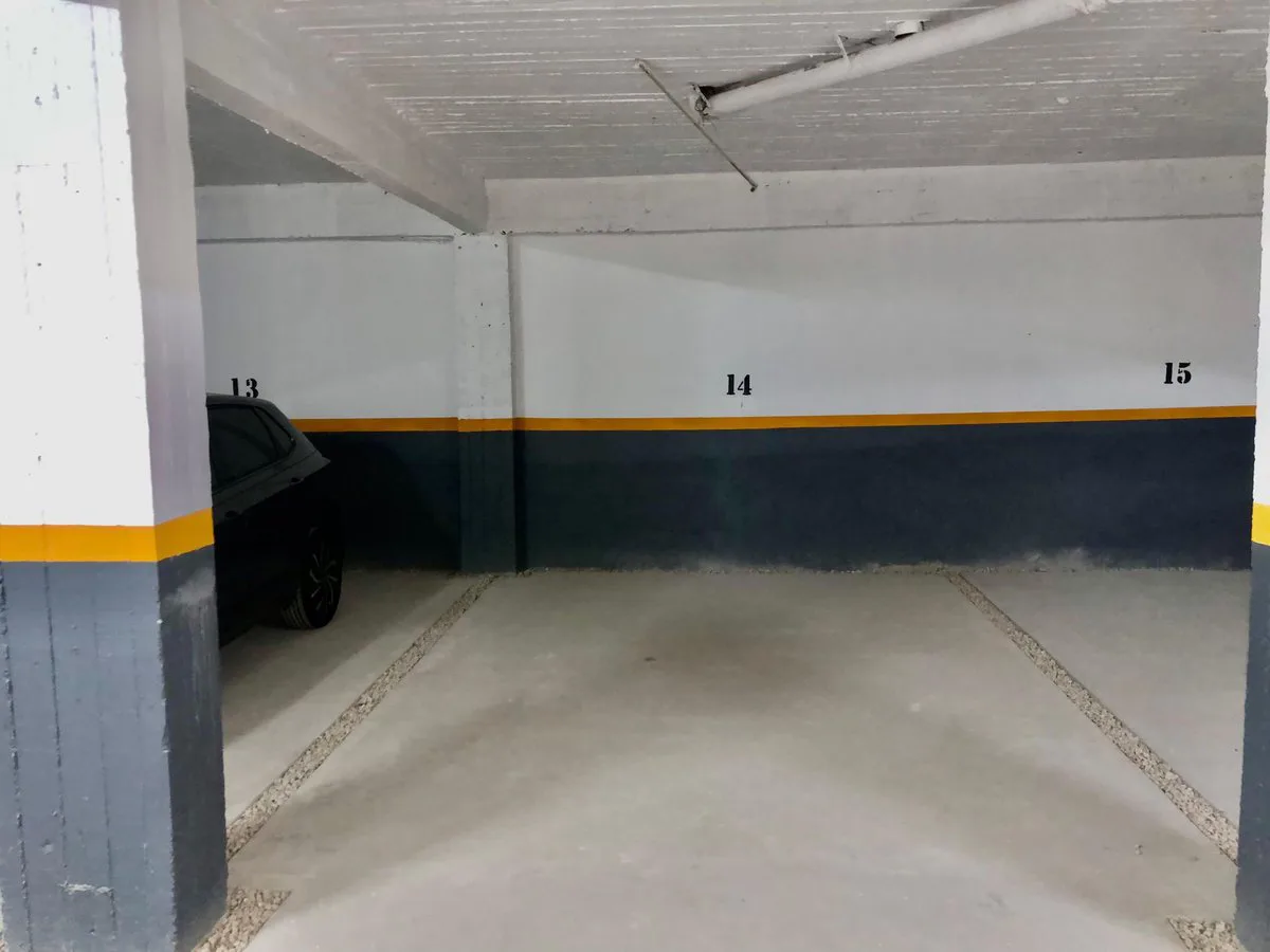 VENTA COCHERA CUBIERTA EN PB A ESTRENAR foto 4