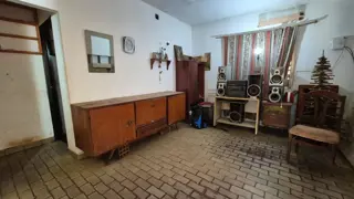 CASA DE 3 DORMITORIOS EN BARRIO JUDICIAL. APTA CRÉDITOHIPOTECARIO.OPORTUNIDAD PARA ADQUIRIR SU PRIMER INMUEBLE.- foto 3