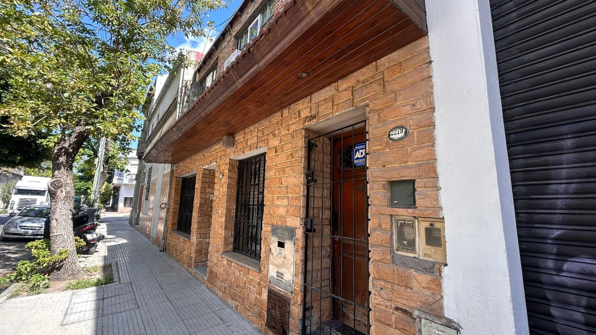PH en venta 3 amb planta baja con patio Barracas foto 2