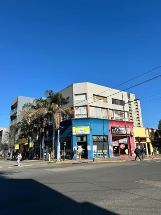 Importante venta en bloque foto 1