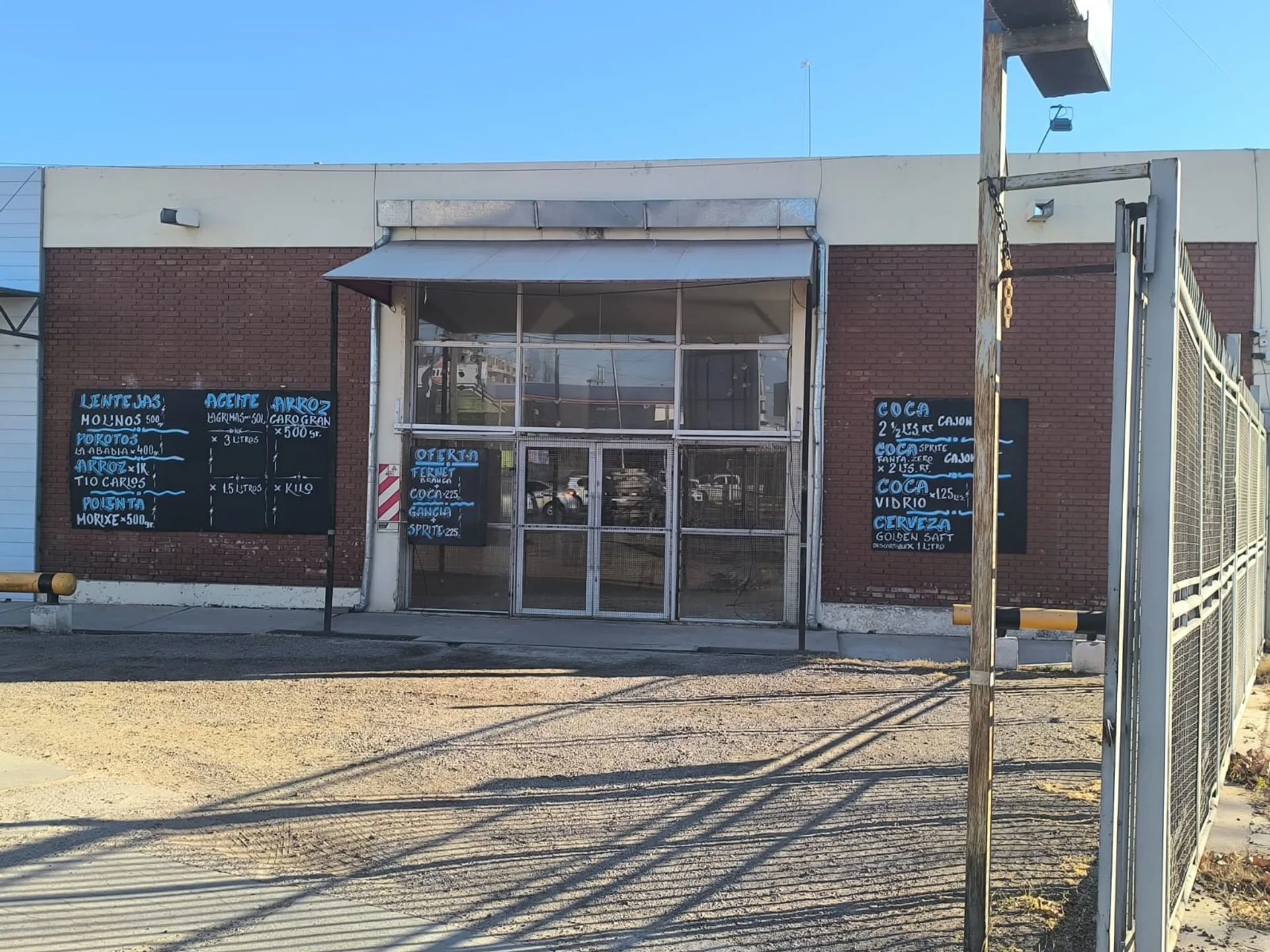 Remax Alquila Salon Comercial Godoy Cruz