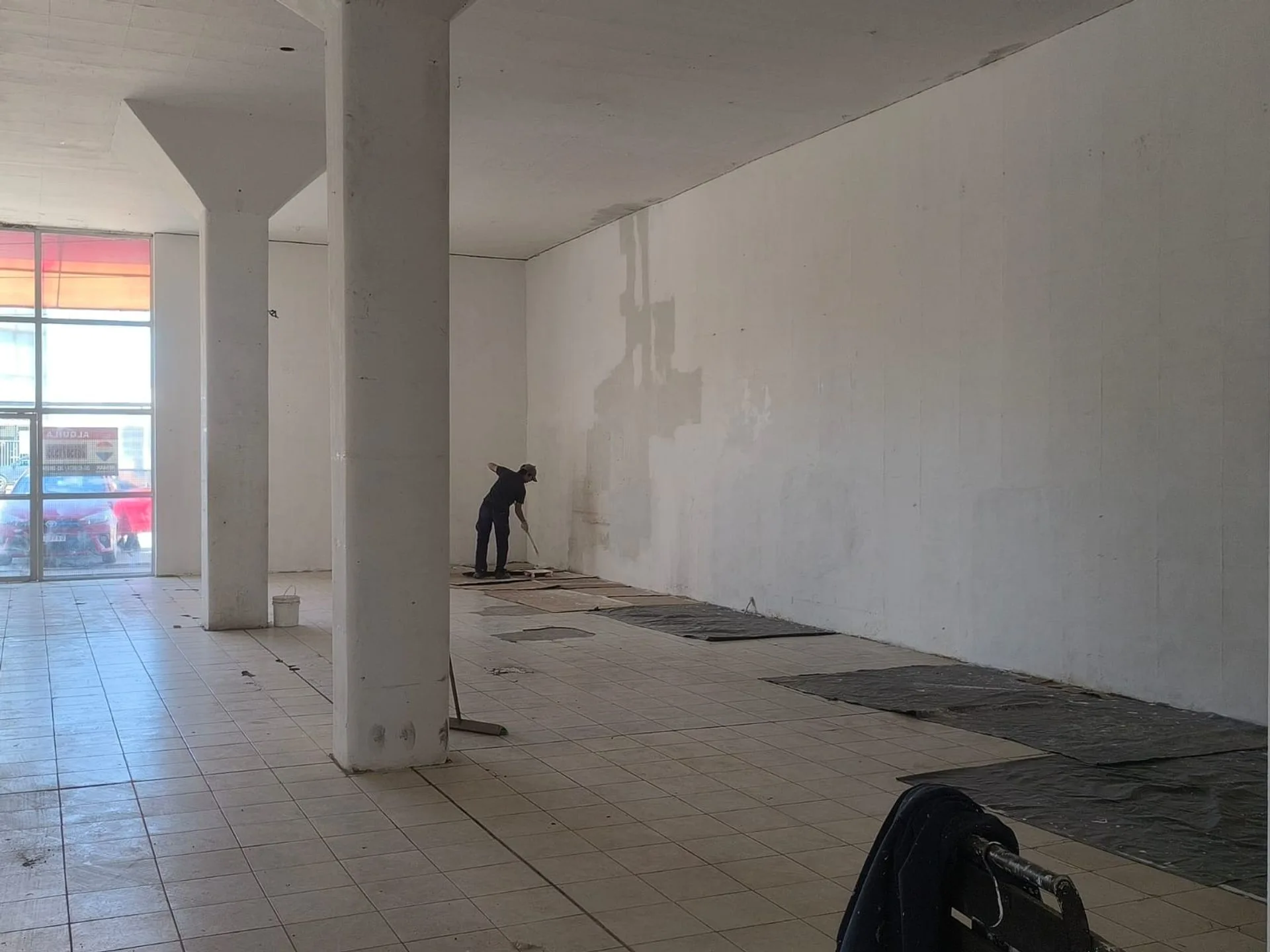 Remax Alquila Salon Comercial Godoy Cruz foto 3