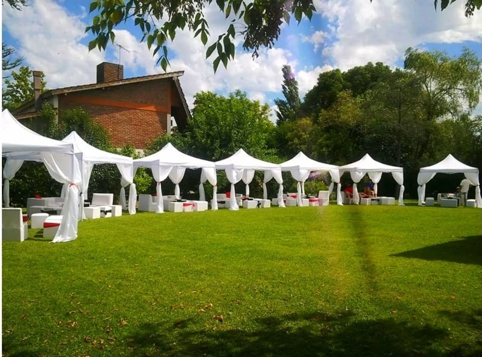 Hermoso Lote en Venta en Country Club Las Brisas foto 4