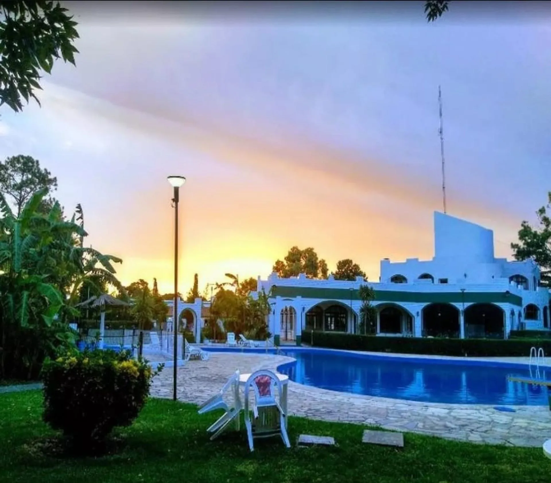 Hermoso Lote en Venta en Country Club Las Brisas foto 5