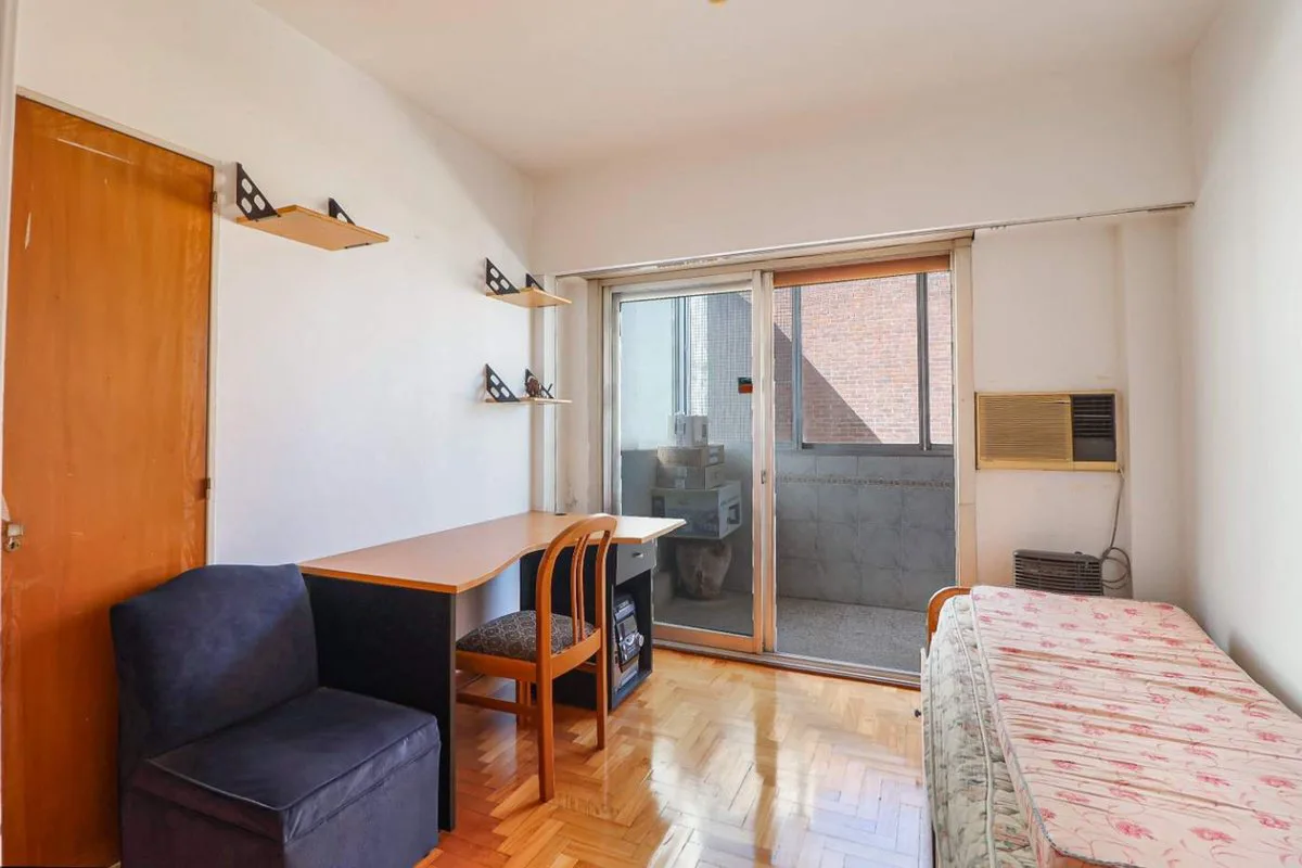 Venta Semipiso 4 Amb c/baulera foto 3