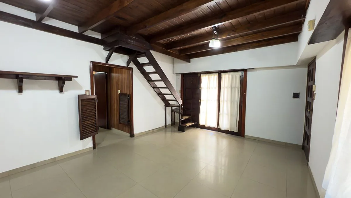 VENTA PH TIPO CASA 5 AMB QUINCHO COCHERA CAISAMAR foto 2