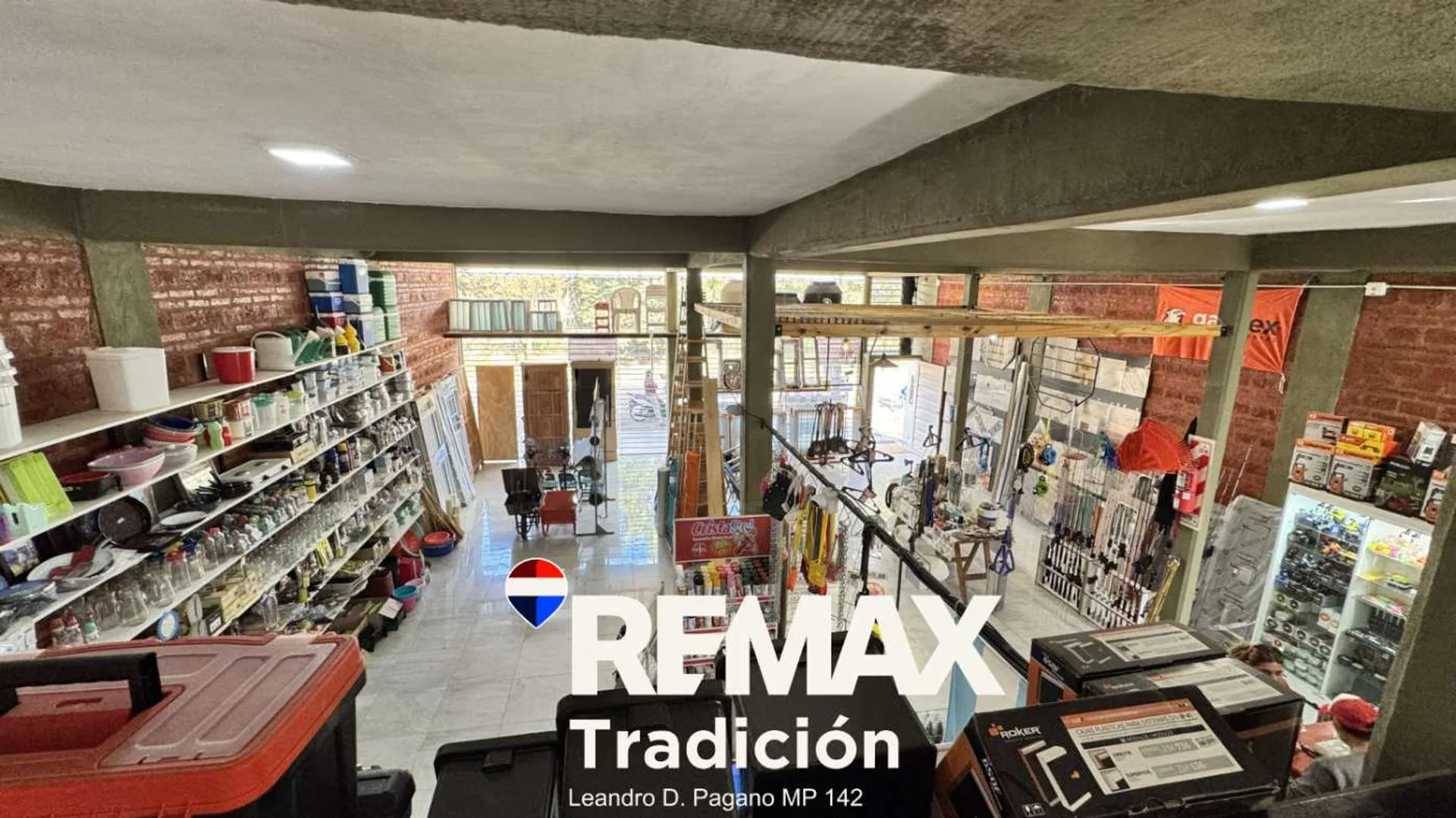 LOCAL COMERCIAL CON GALPON- VENTA - MAKALLE foto 4