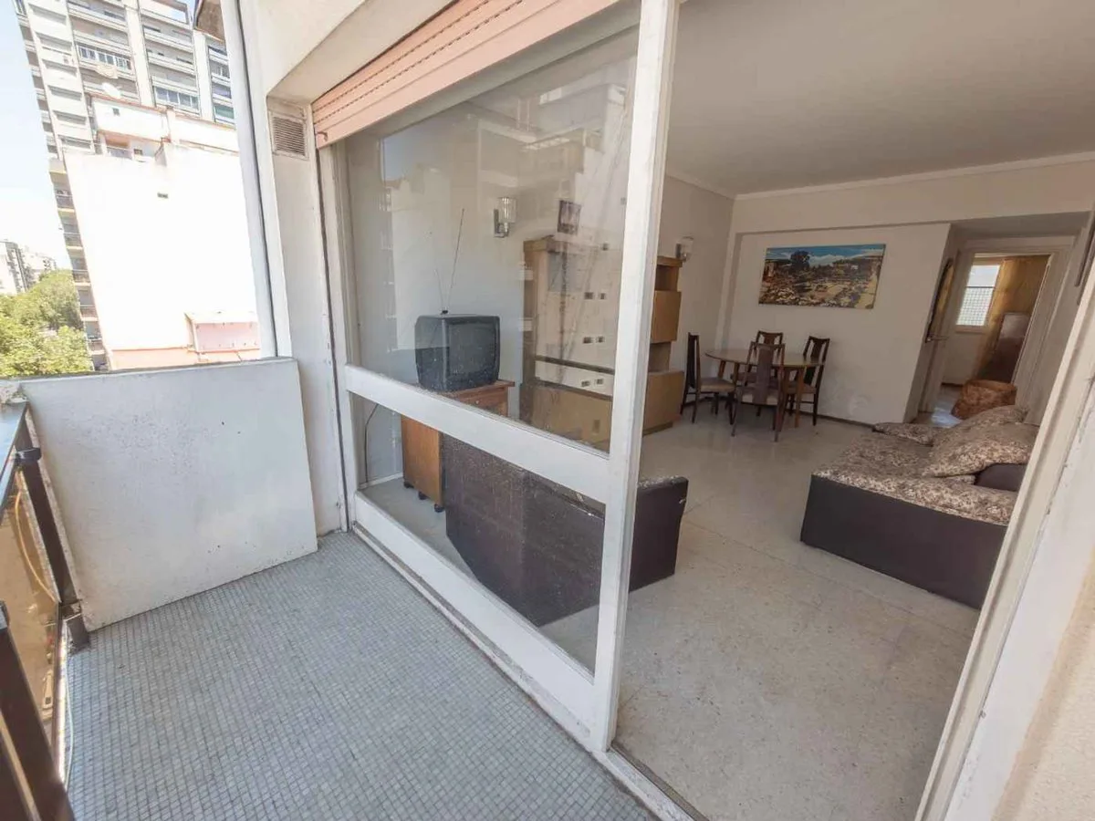 VENTA DEPARTAMENTO 2 AMB C/BALCÓN FRENTE CENTRO foto 5