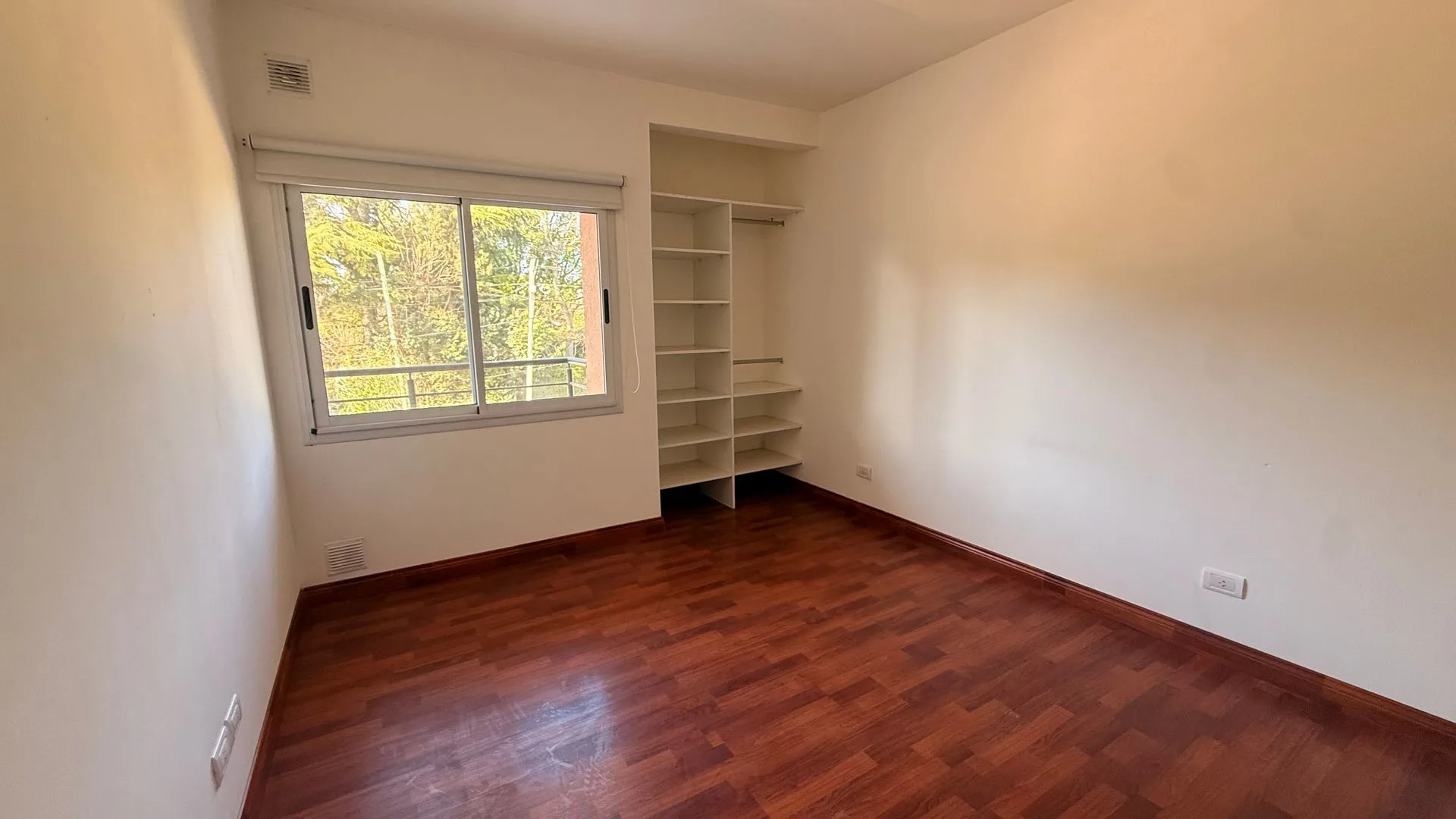 VENTA DEPARTAMENTO 2 AMB COCHERA AMENITIES MORENO foto 3