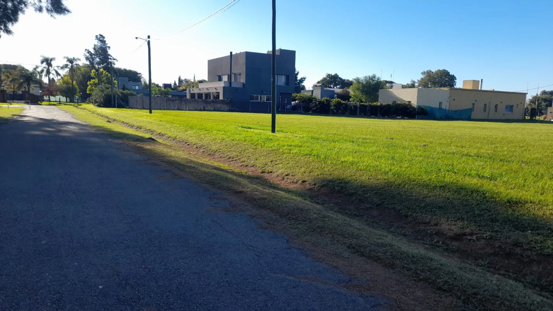 LOTE CLUB DE CAMPO BELGRANO foto 2