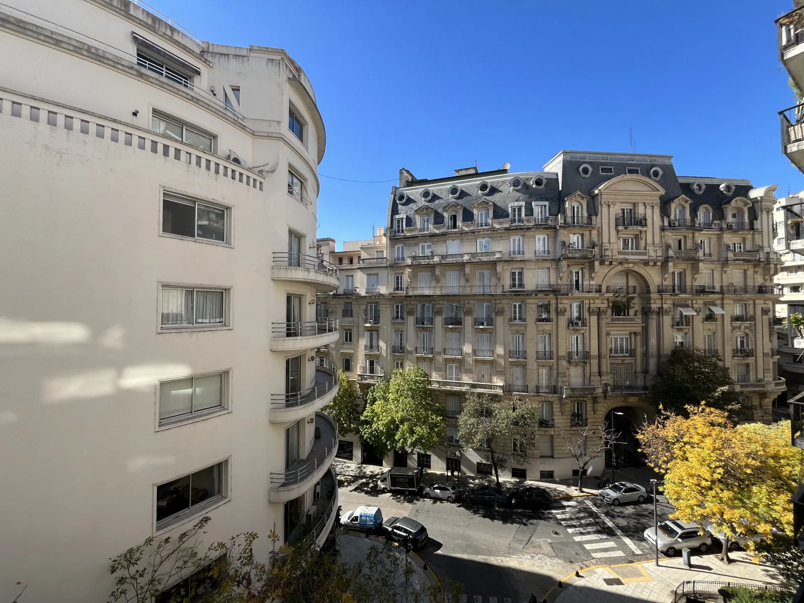 Arroyo al 800 venta piso único apto profesional y vivienda en edificio estilo francés