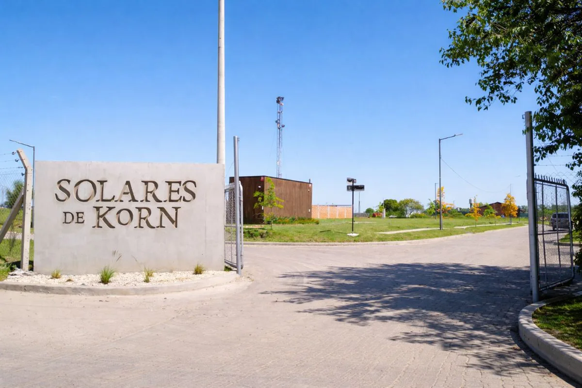 Venta lote 250 m2 en "Solares de Korn" s/ expensas foto 4