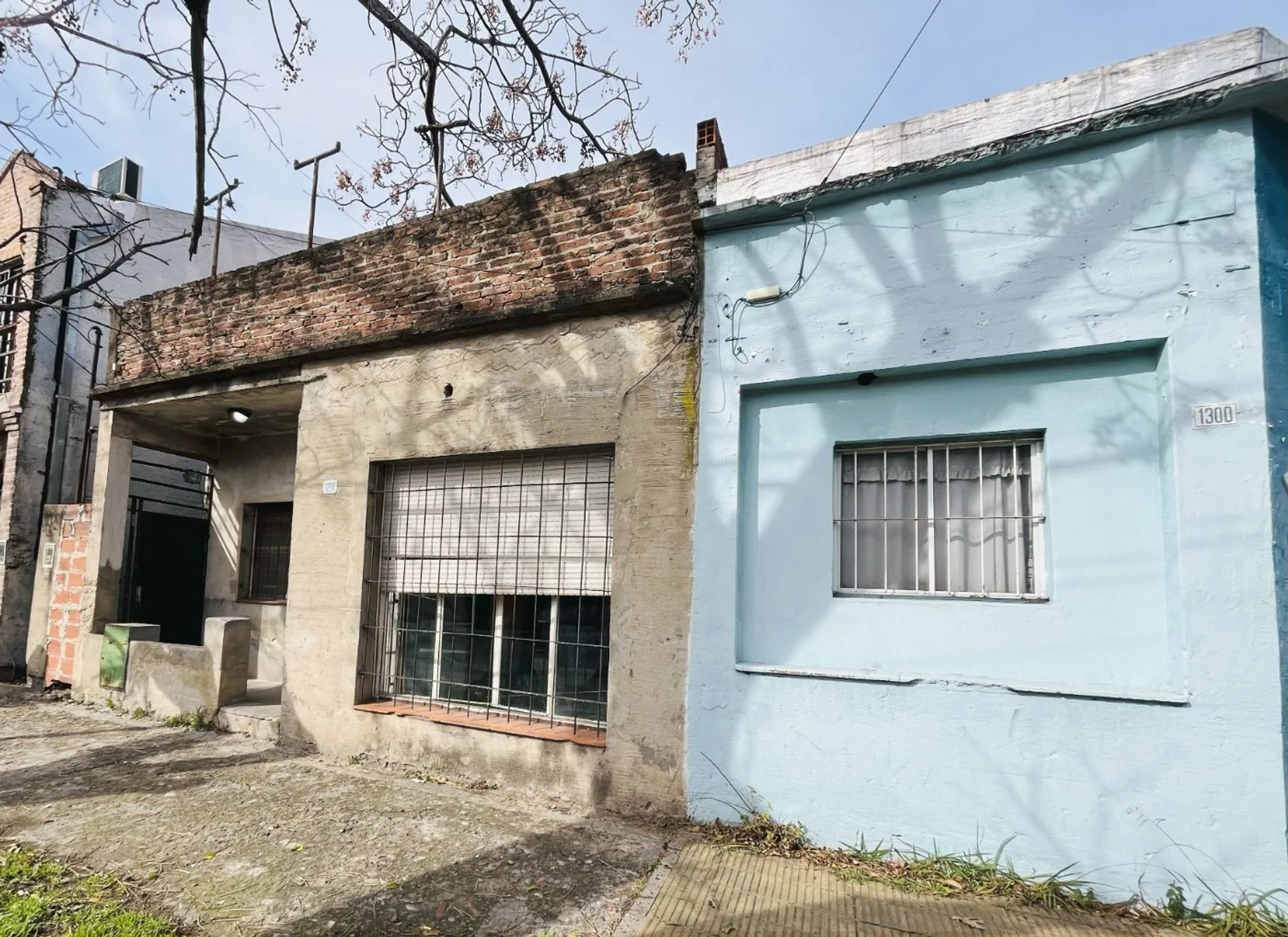 VENTA PH + Local comercial en esquina