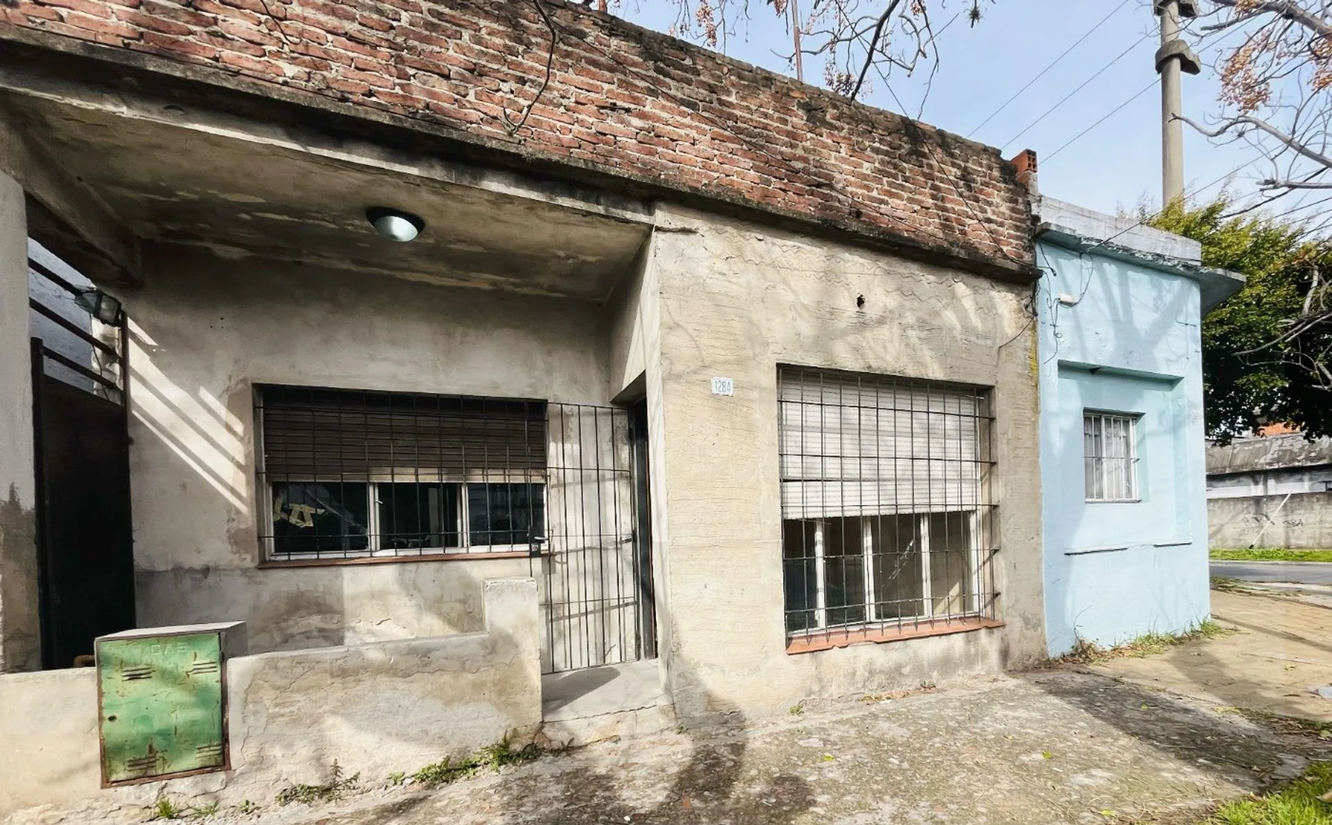 VENTA PH + Local comercial en esquina foto 2