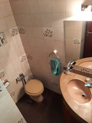Hermosa Casa con cochera, Jardin, Pileta foto 5