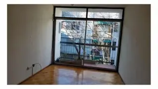 Departamento 2 ambientes con balcón en Ciudad Jardín, El Palomar. foto 4