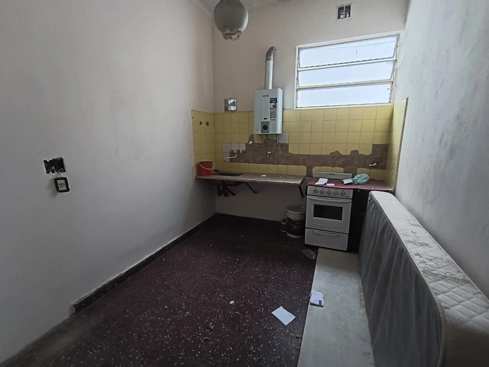 CASA PARA DOS FAMILIAS SOBRE AVENIDA CRUZ A METROS A AV GRAL PAZ, Avenida Cruz 6965 - Villa Lugano foto 4