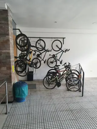 LUJOSO MONOAMBIENTE CON BALCON EN PLENO PALERMO foto 4