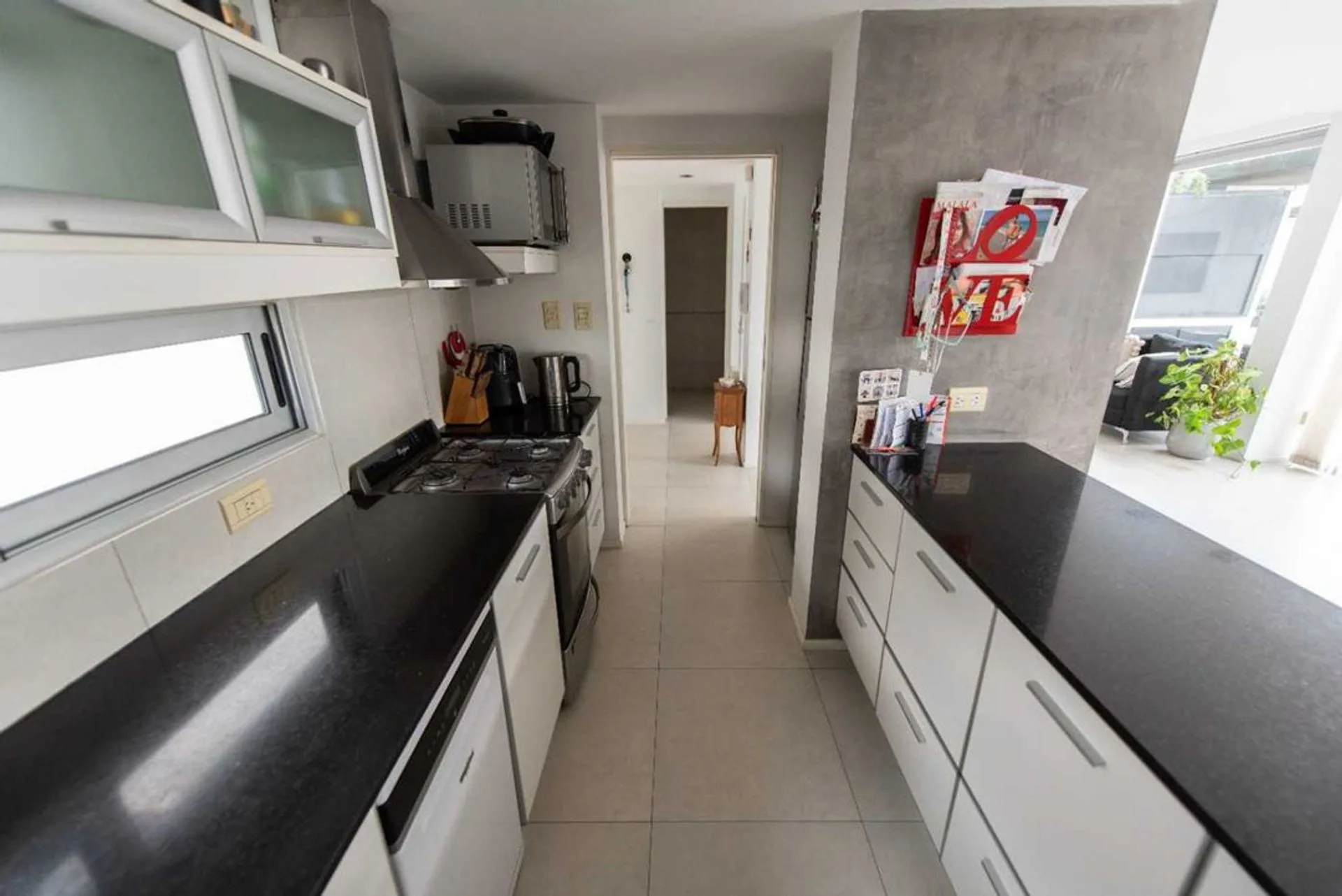 DEPARTAMENTO 3 DORMITORIOS VENTA LA PLATA COCHERA foto 4
