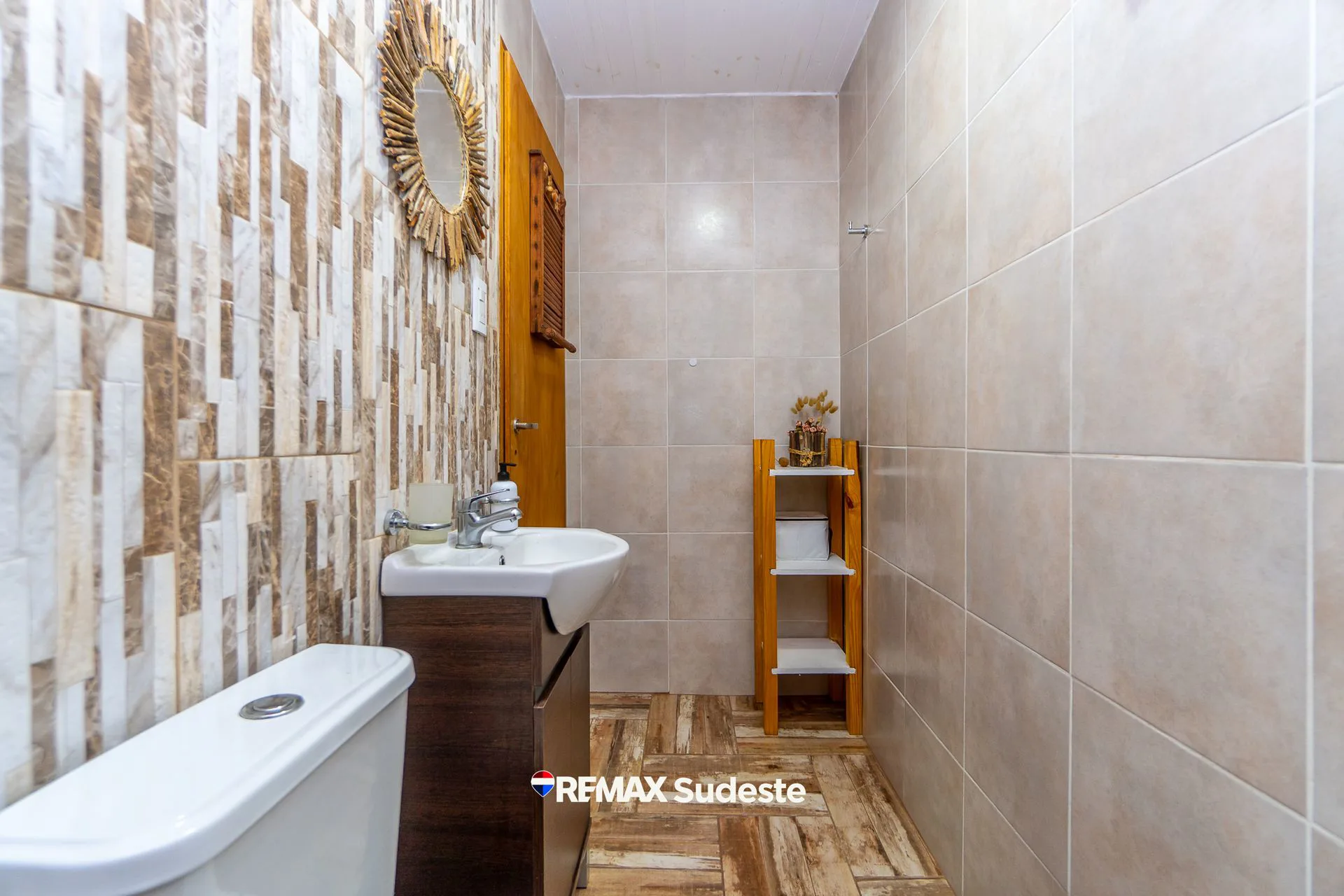 VENTA CASA AMOBLADA A METROS DEL MAR EN PEHUEN CO foto 5