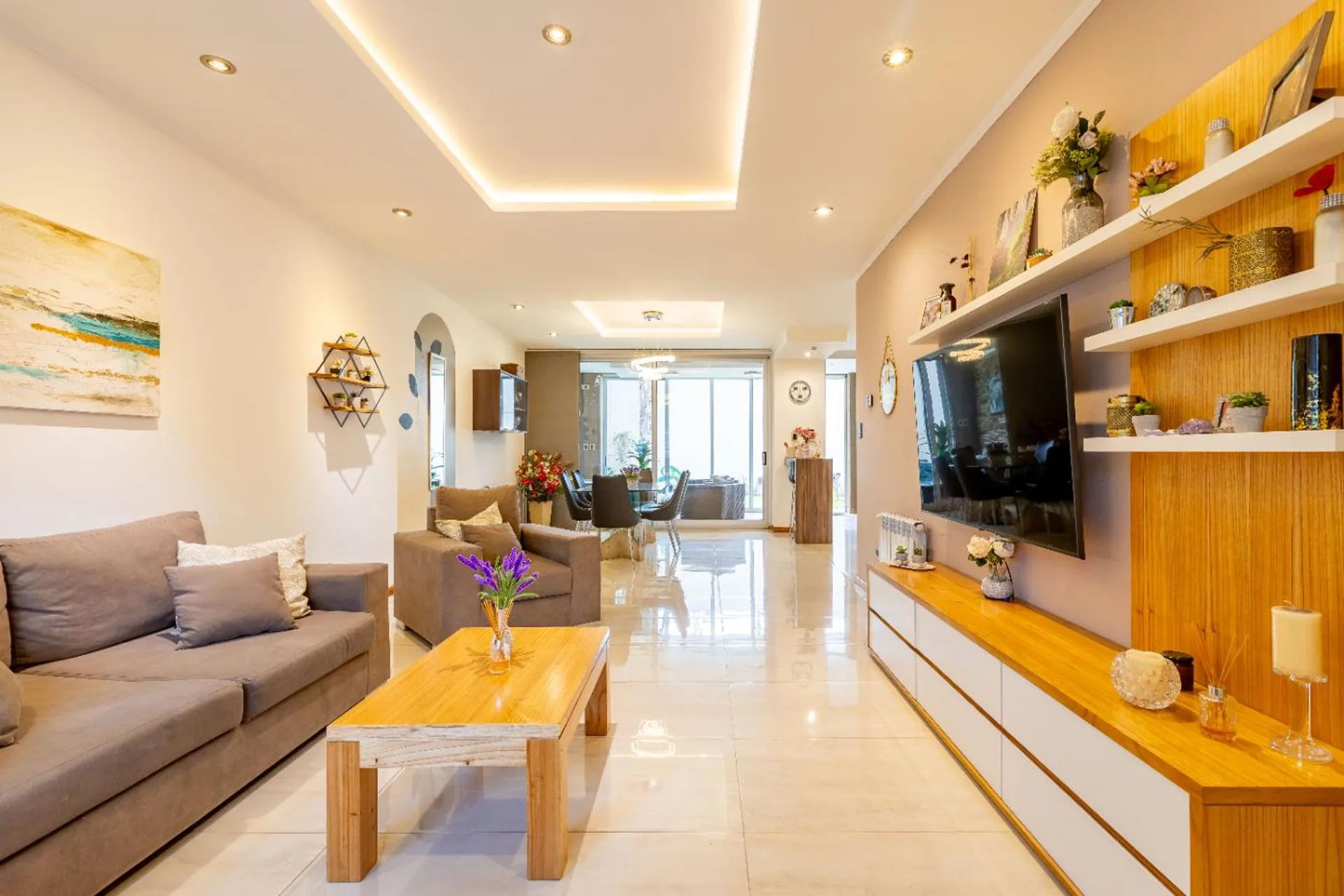 ESPECTACULAR CASA 5 AMBIENTES EN V. PUEYRREDON foto 4