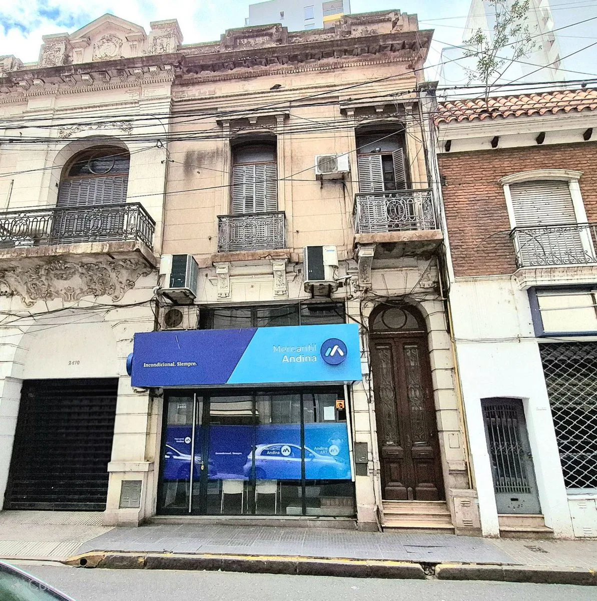 VENTA OFICINAS EN PLENO CENTRO DE SANTA FE foto 2