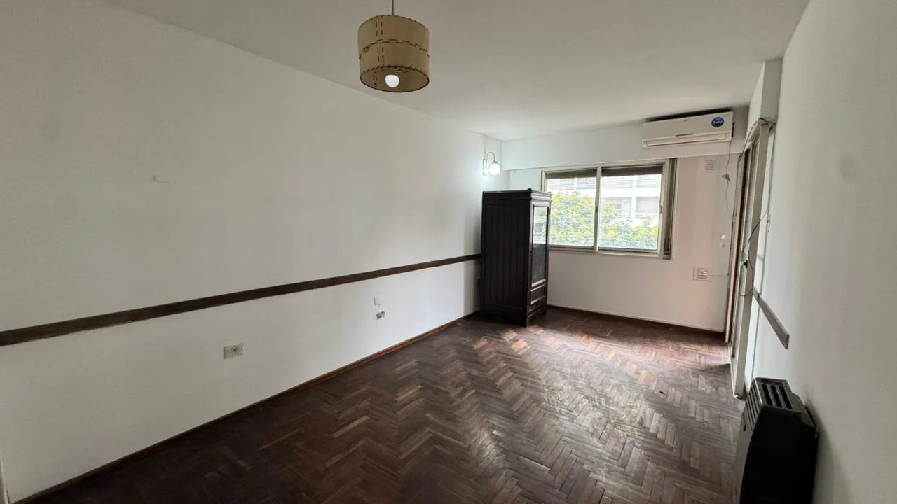 Departamento en Alquiler | 2 Dormitorios | Nueva Cordoba | Balcon | Cocina Separada foto 4