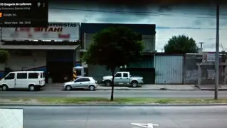 Galpon con losa con oficinas sobre Avenida del Sesquicentenario foto 1