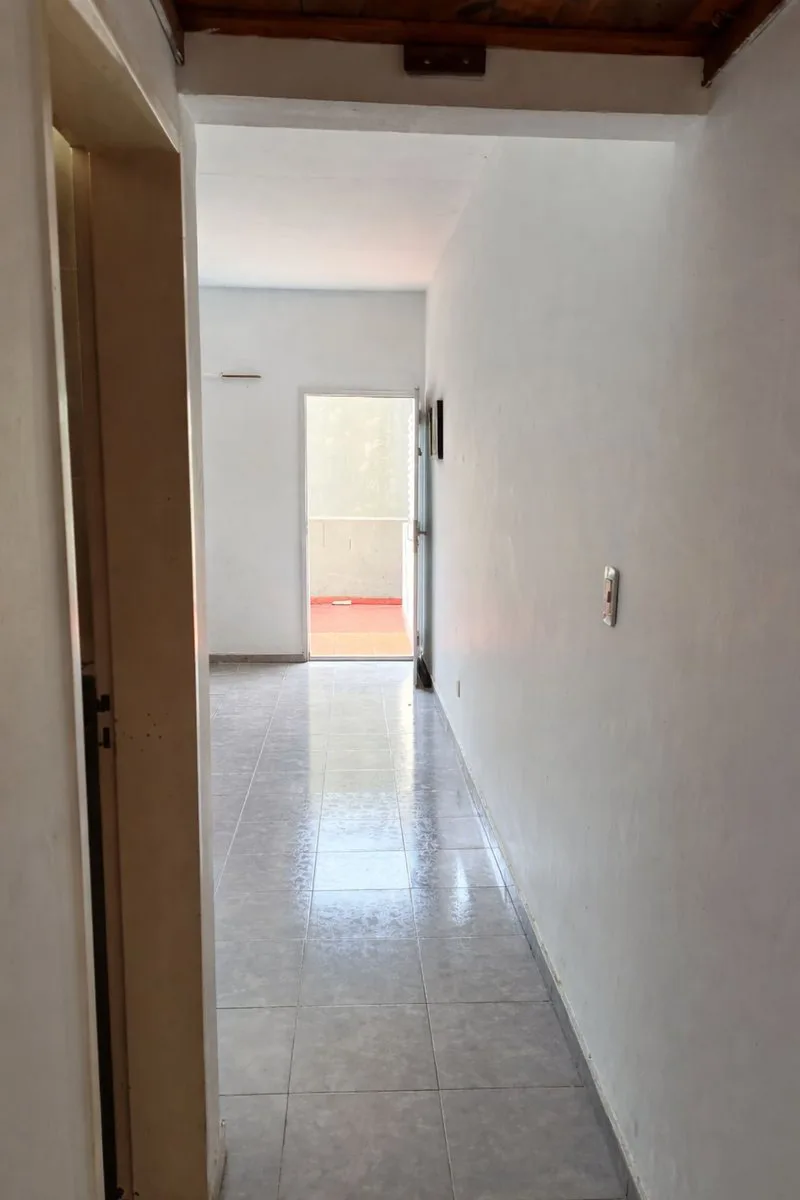 VENTA DEPTO CON RENTA 2 AMBIENTES SAN MIGUEL 54 M2 foto 3
