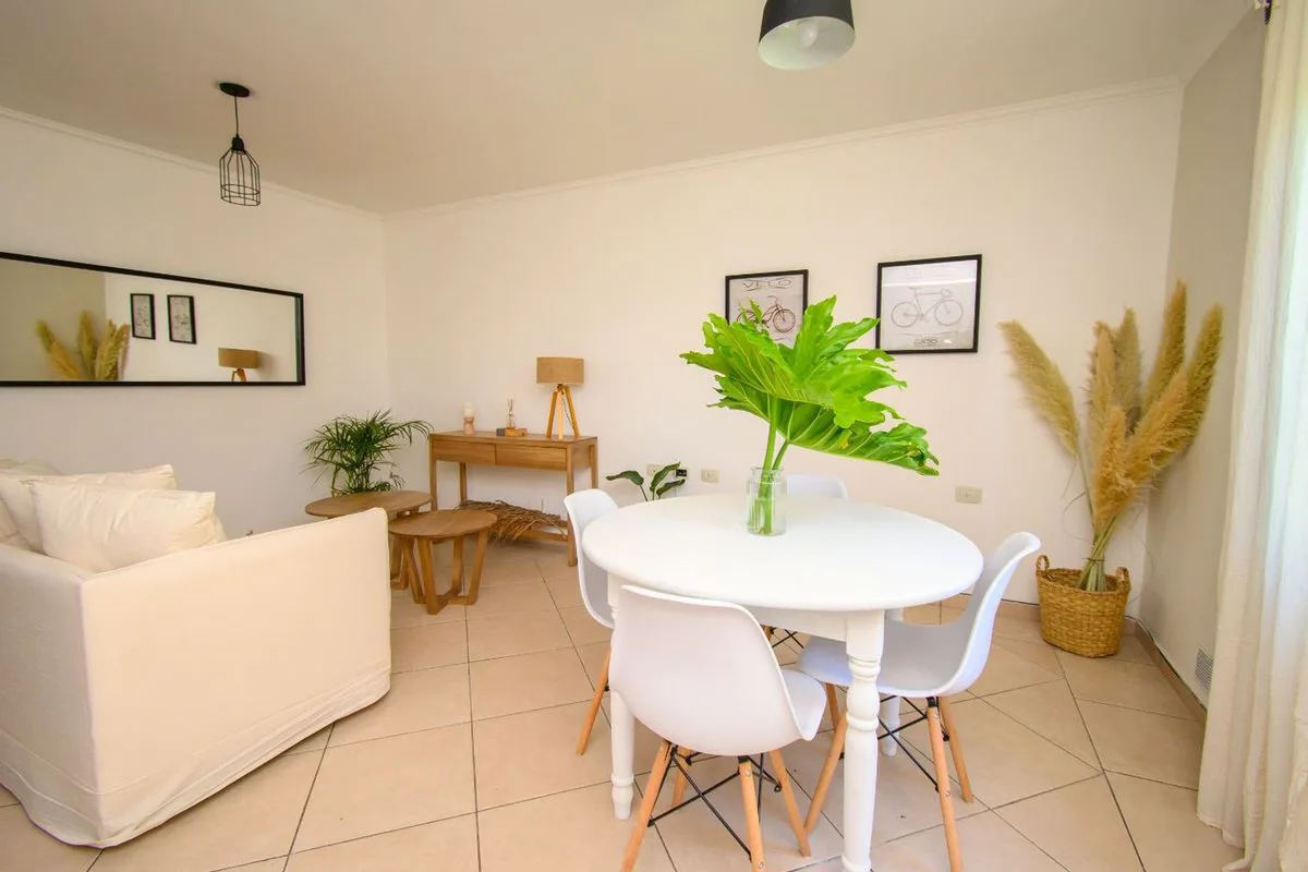 Dúplex de 2 dormitorios sobre Bv Gálvez a la venta foto 2