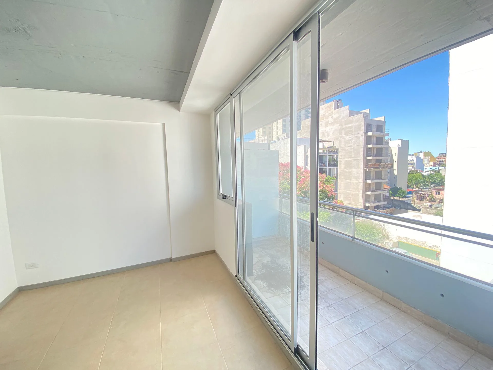 VENTA IDEAL INVERSION MONOAMBIENTE DE 45 METROS foto 2