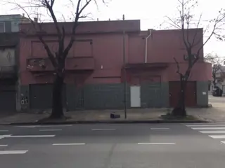 Depósito en venta, en 2 plantas - zona Pompeya foto 3