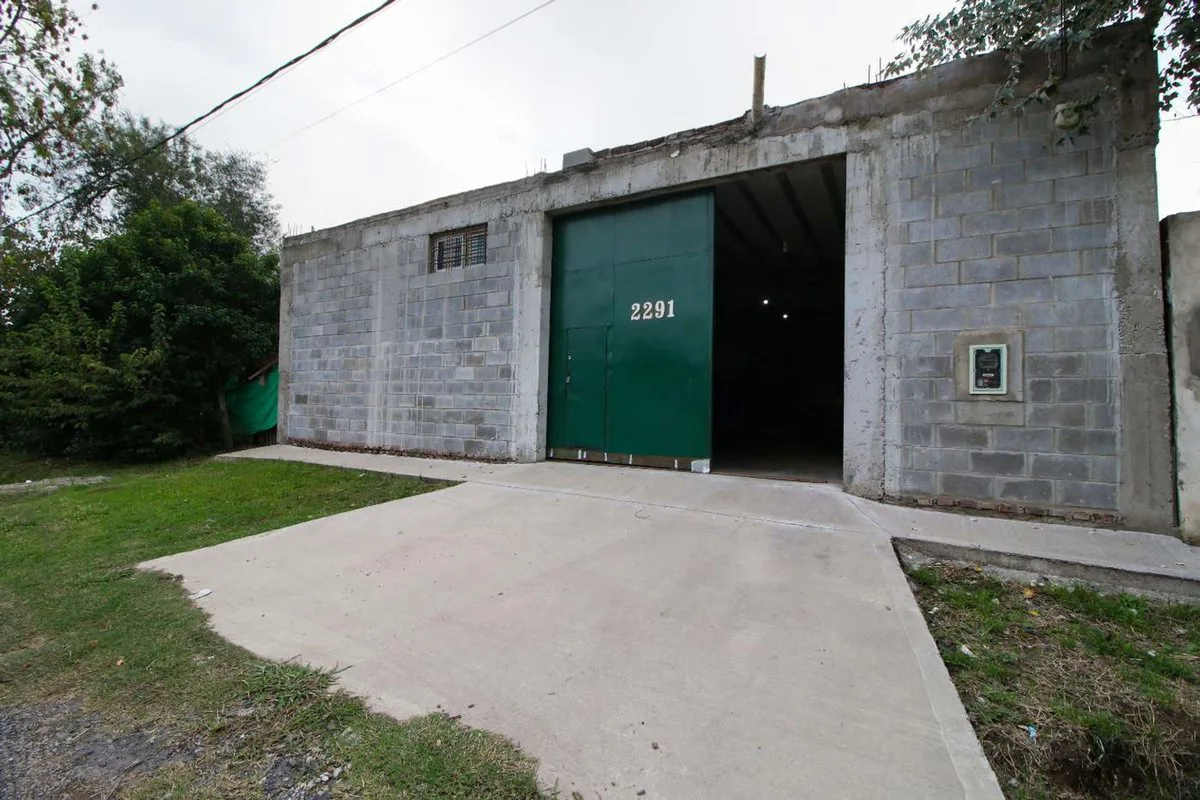 VENTA PILAR GALPON/TALLER TERRENO PROPIO foto 2