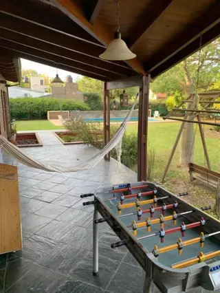 CASA 3 DORMITORIOS. PARQUE Y PISCINA. TERRENO 1575M2. FUNES. foto 4