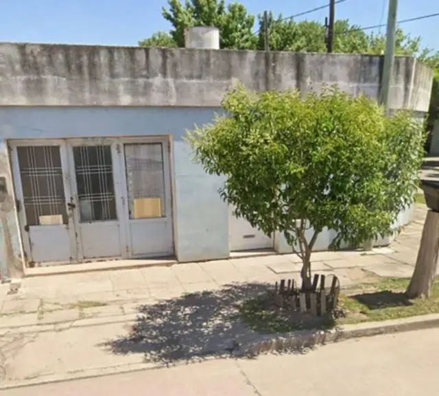 VENTA CASA | 2 DORMITORIOS | BARRIO SARMIENTO