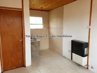 Miramar casa en VENTA de 3 ambientes PREFABRICADA foto 4