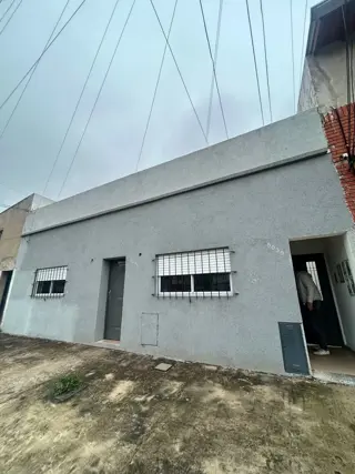 Excelente Departamento de 3 ambientes. La Tablada foto 1
