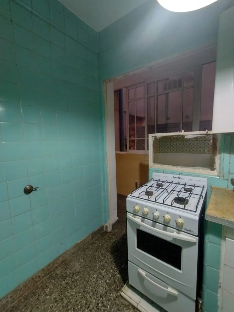 Se vende un departamento de 2 ambientes en - Monserrat foto 2
