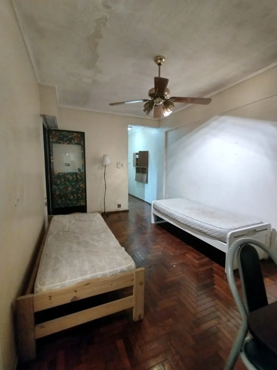 Se vende un departamento de 2 ambientes en - Monserrat foto 5